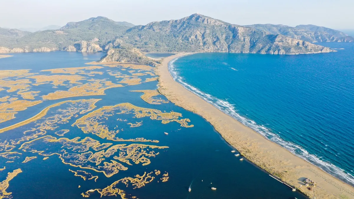 İztuzu beach and the Dalyan delta from above